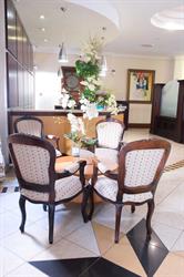 Britannia Hotel ^ Tyyy