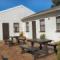 Private en-suite units, self-catering - entertainement area