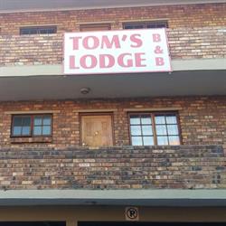 Tom's Lodge