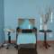 nail bar