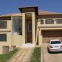 House Naidoo: Gregory Grubb Architecture