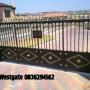 Driveway sliding gates
