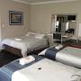 S/Catering: Double + 2 single beds (6)