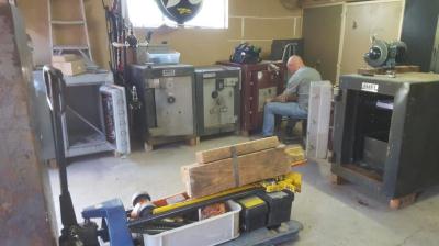 Replacing-Safe-Locks