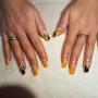 nails