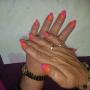 nails