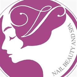 Vee's Nails and Spa