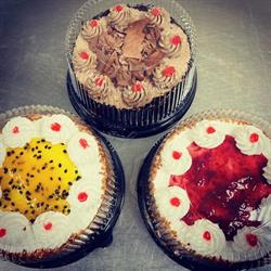 DOZENS BAKERY
