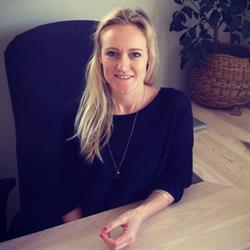 Dr Leah Murray