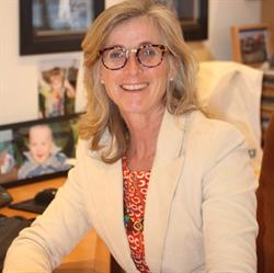 Dr Carol Willies