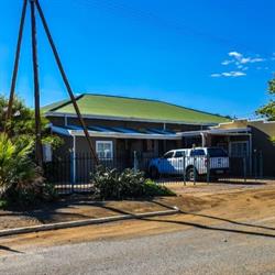 Out of Africa Guest Houses Carnarvon