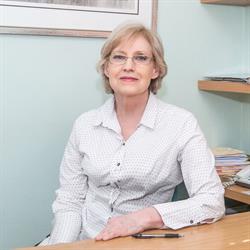 Dr Hilda J. Landman (Ozone Aesthetics)