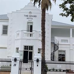 The Grand Hotel - Robertson