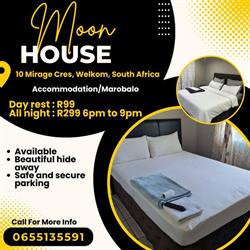 MOON MEMORIES GUESTHOUSE