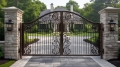 How a Custom Driveway Gate can modernize a home (1)